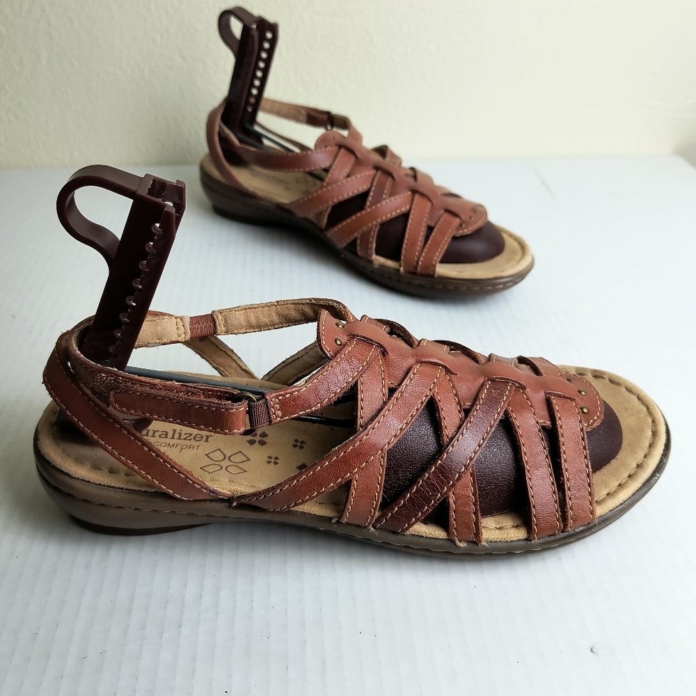 Naturalizer Amboree 9.5 Narrow Brown Strappy Sandals Casual